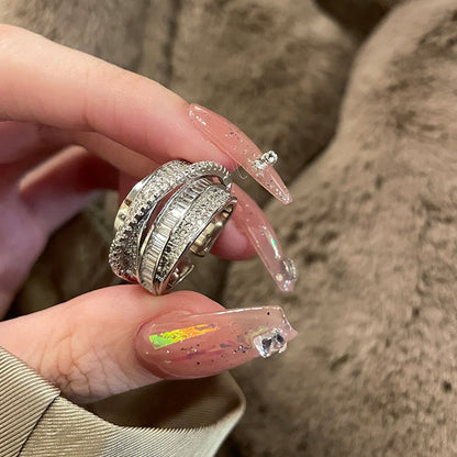 Retro cross-shaped hollowed-out ring with adjustable size adjustment function