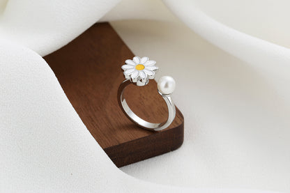 Spinner Fidget Ring | White Daisy | Silver | Gift | Worry | Jewellery | Mindfulness | | Meditation | Flower | Spinning | Worry