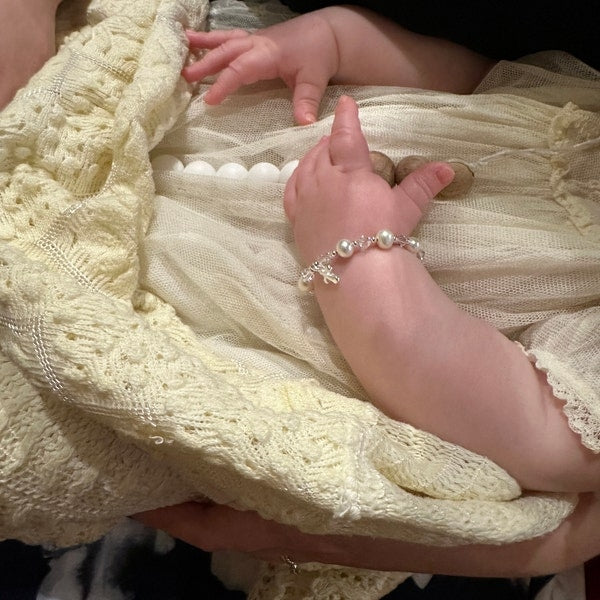 Freshwater Pearl Bracelet with Cross